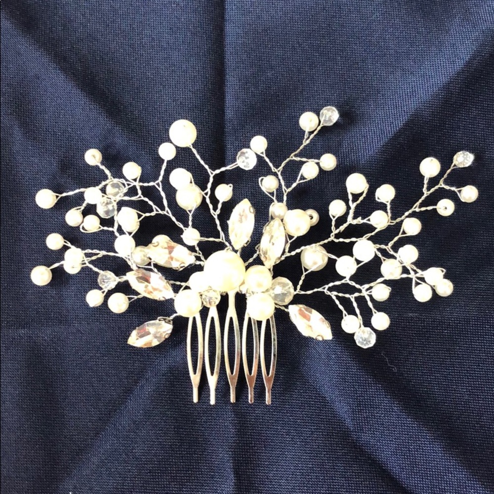 Silver, Pearl & Crystal Bridal Hair Comb